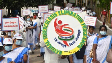 Healthcare workers at TB awareness rally in India